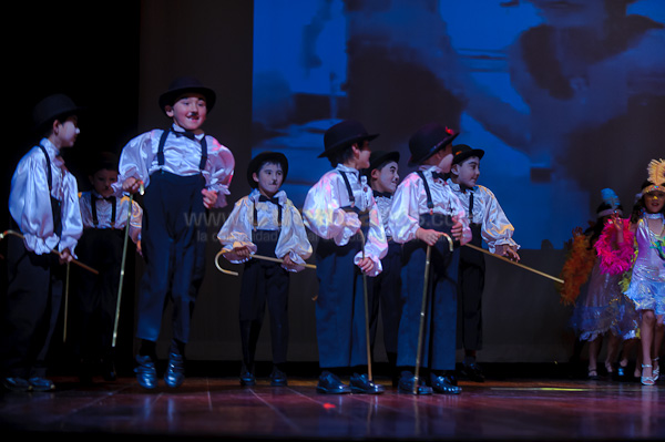 Obra de Teatro Los Coleccionistas por Los Andes