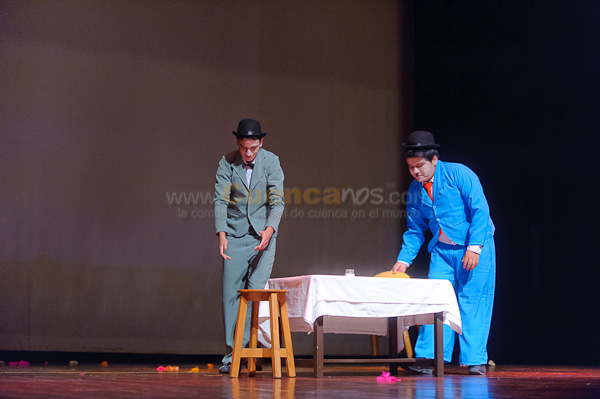 Obra de Teatro Los Coleccionistas por Los Andes