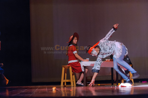 Obra de Teatro Los Coleccionistas por Los Andes