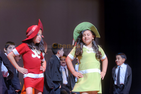 Obra de Teatro Los Coleccionistas por Los Andes