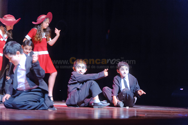 Obra de Teatro Los Coleccionistas por Los Andes