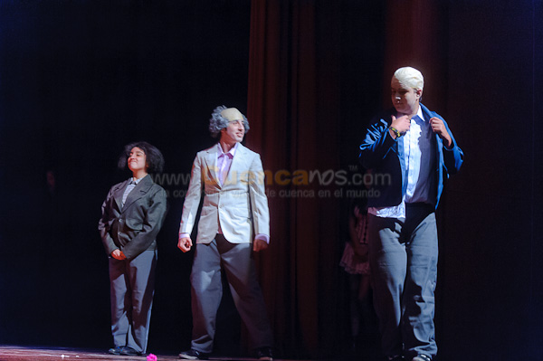 Obra de Teatro Los Coleccionistas por Los Andes