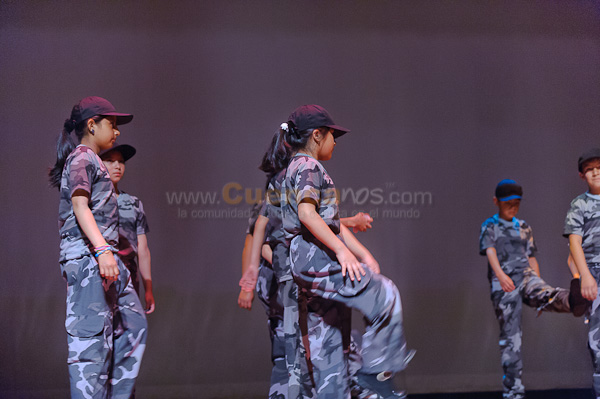 Obra de Teatro Los Coleccionistas por Los Andes