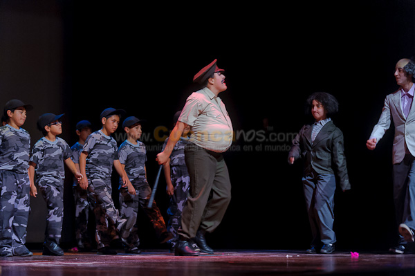 Obra de Teatro Los Coleccionistas por Los Andes