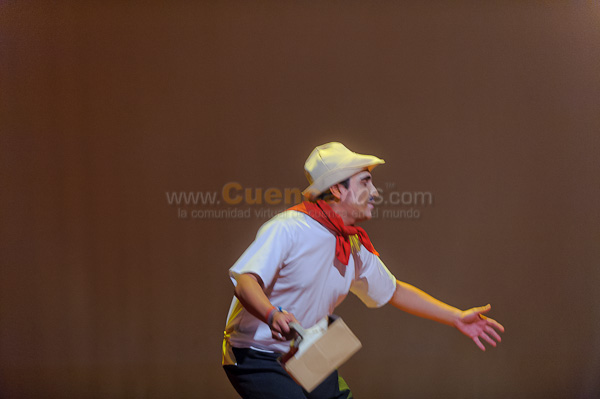 Obra de Teatro Los Coleccionistas por Los Andes