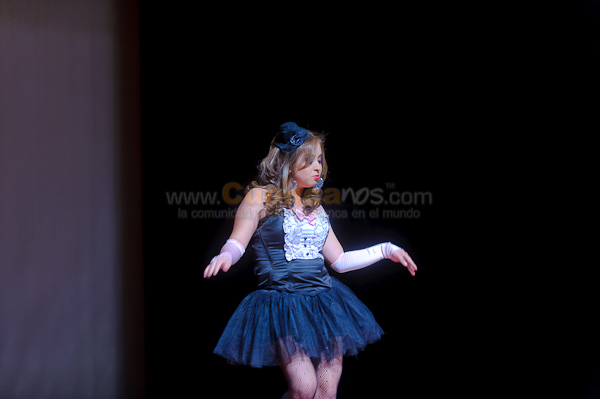 Obra de Teatro Los Coleccionistas por Los Andes