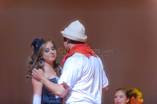 Obra de Teatro Los Coleccionistas por Los Andes