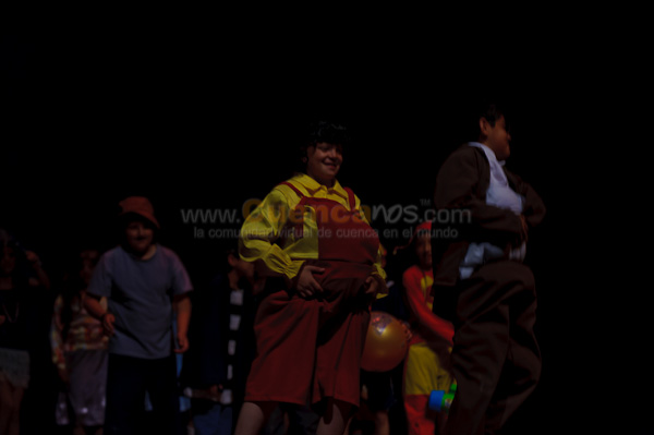 Obra de Teatro Los Coleccionistas por Los Andes