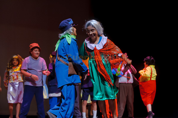 Obra de Teatro Los Coleccionistas por Los Andes