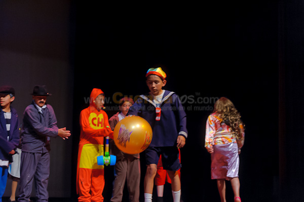 Obra de Teatro Los Coleccionistas por Los Andes