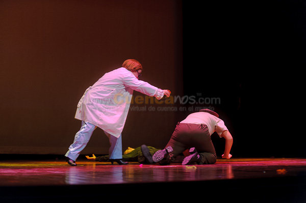 Obra de Teatro Los Coleccionistas por Los Andes