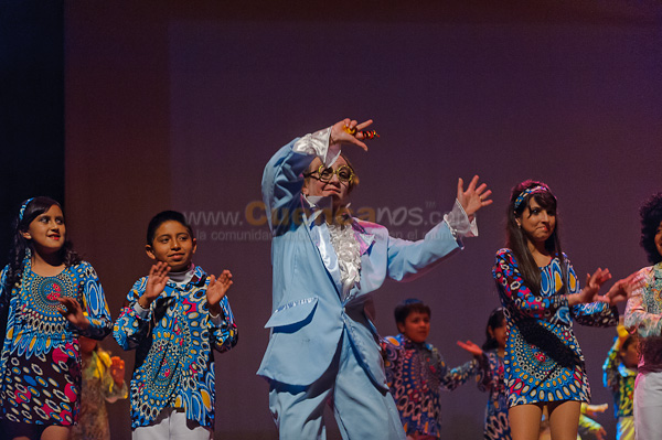 Obra de Teatro Los Coleccionistas por Los Andes