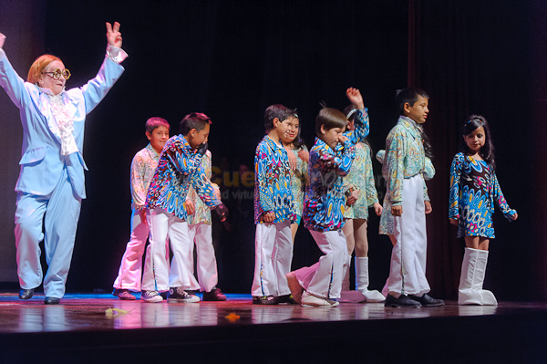 Obra de Teatro Los Coleccionistas por Los Andes