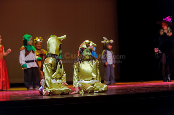 Obra de Teatro Los Coleccionistas por Los Andes