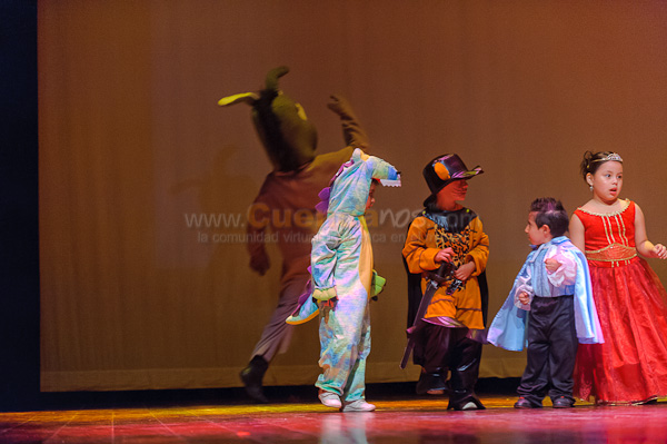Obra de Teatro Los Coleccionistas por Los Andes