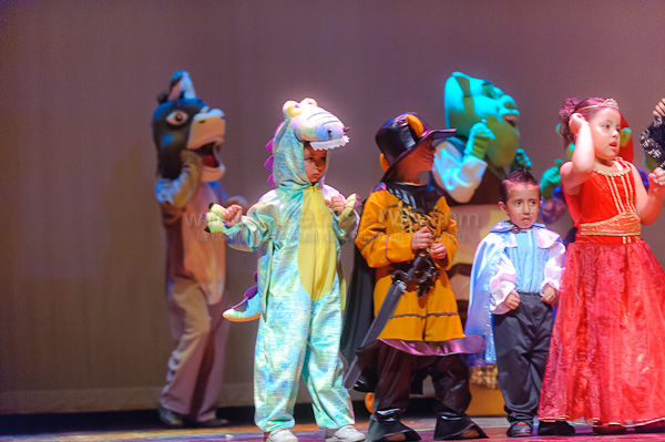 Obra de Teatro Los Coleccionistas por Los Andes