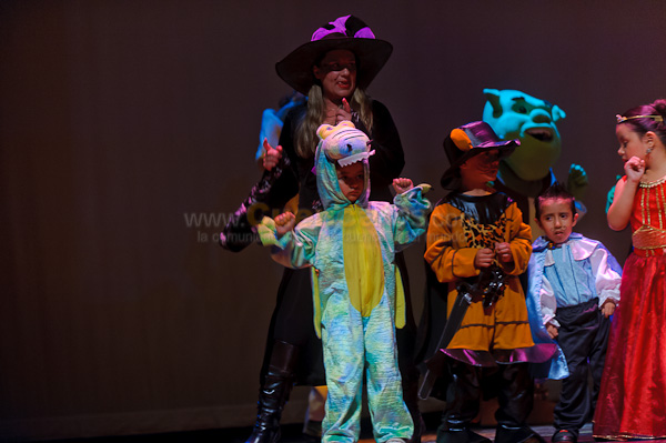 Obra de Teatro Los Coleccionistas por Los Andes
