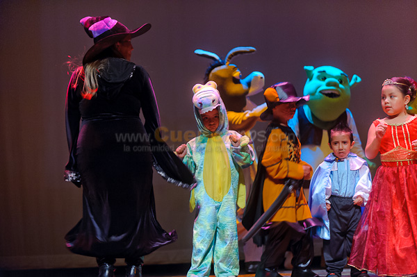 Obra de Teatro Los Coleccionistas por Los Andes