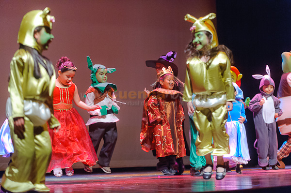 Obra de Teatro Los Coleccionistas por Los Andes