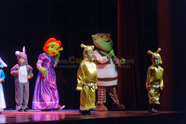 Obra de Teatro Los Coleccionistas por Los Andes