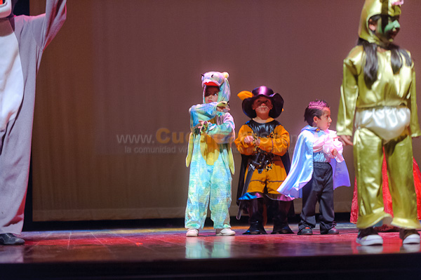 Obra de Teatro Los Coleccionistas por Los Andes
