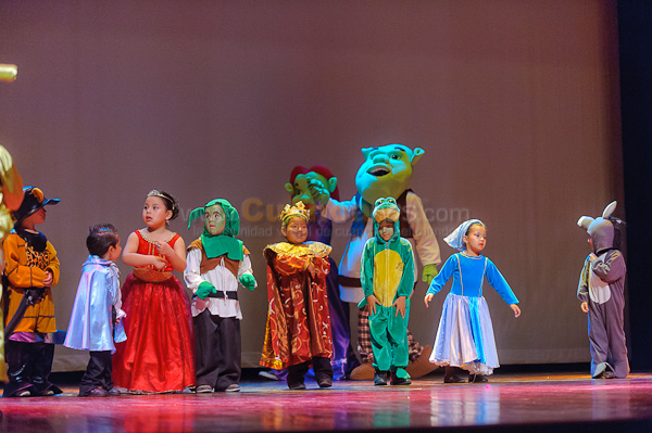 Obra de Teatro Los Coleccionistas por Los Andes
