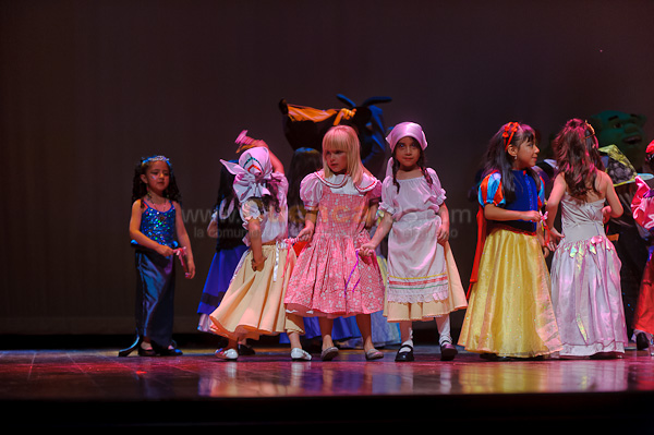 Obra de Teatro Los Coleccionistas por Los Andes