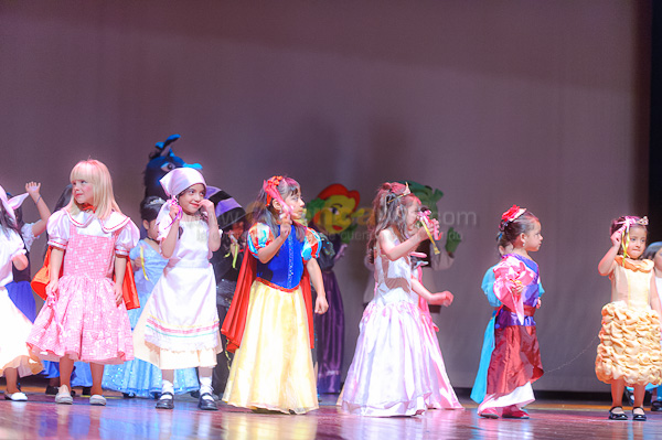 Obra de Teatro Los Coleccionistas por Los Andes