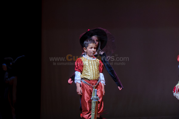 Obra de Teatro Los Coleccionistas por Los Andes