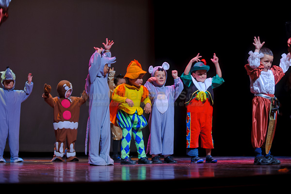 Obra de Teatro Los Coleccionistas por Los Andes