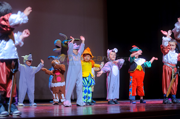 Obra de Teatro Los Coleccionistas por Los Andes