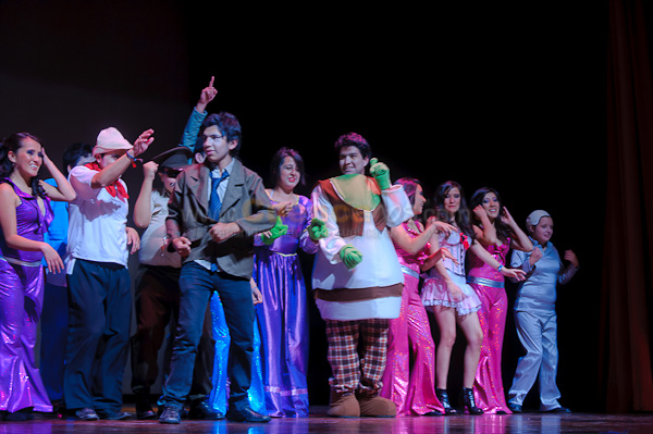 Obra de Teatro Los Coleccionistas por Los Andes
