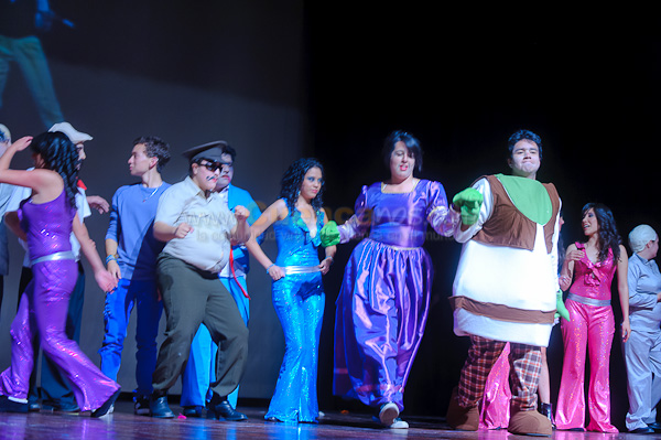 Obra de Teatro Los Coleccionistas por Los Andes