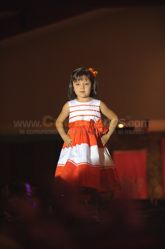 Desfile de Modas Victoria Pink