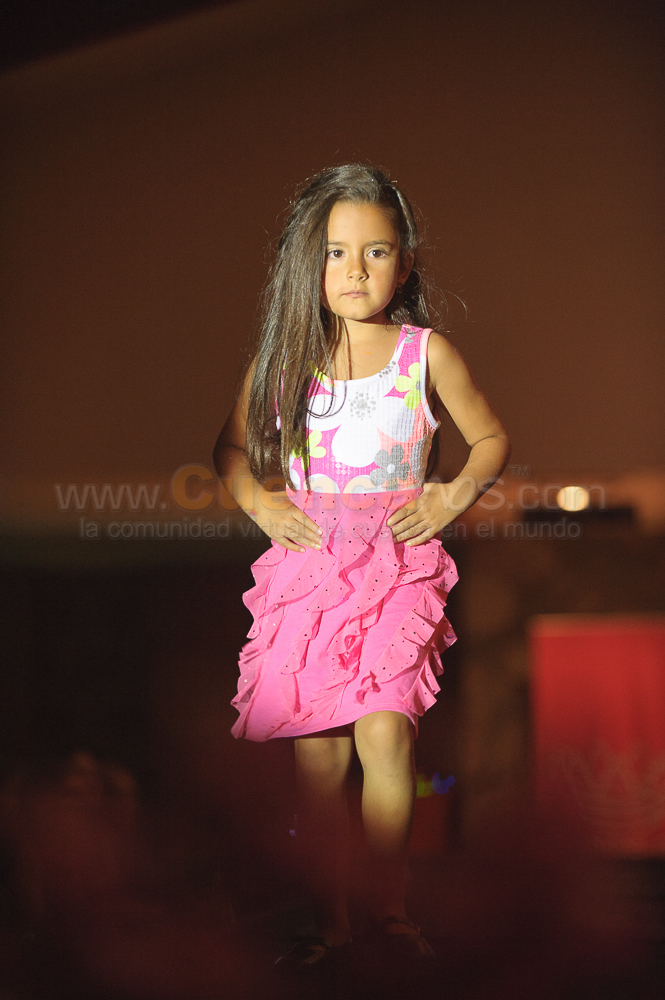 Desfile de Modas Victoria Pink