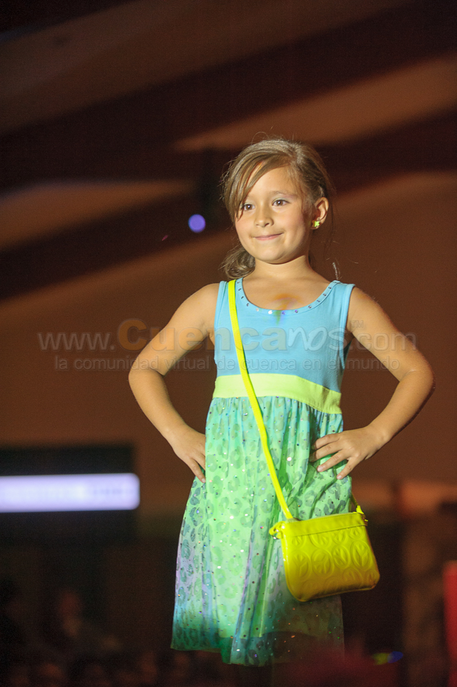 Desfile de Modas Victoria Pink