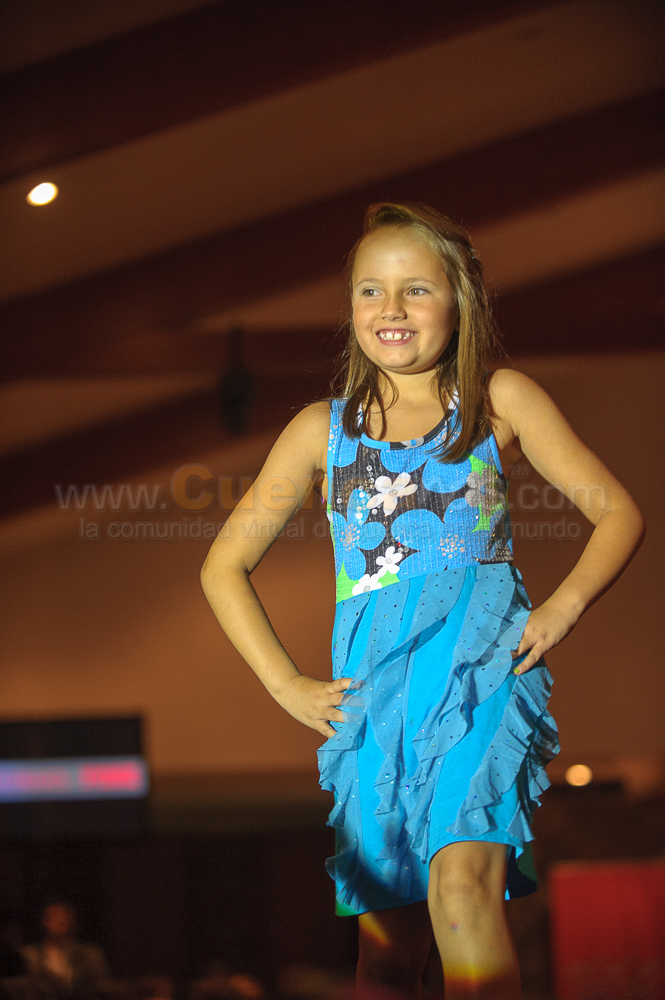 Desfile de Modas Victoria Pink