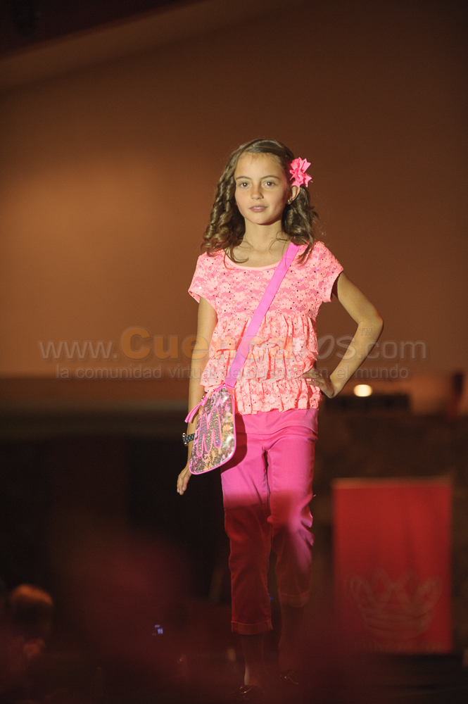Desfile de Modas Victoria Pink
