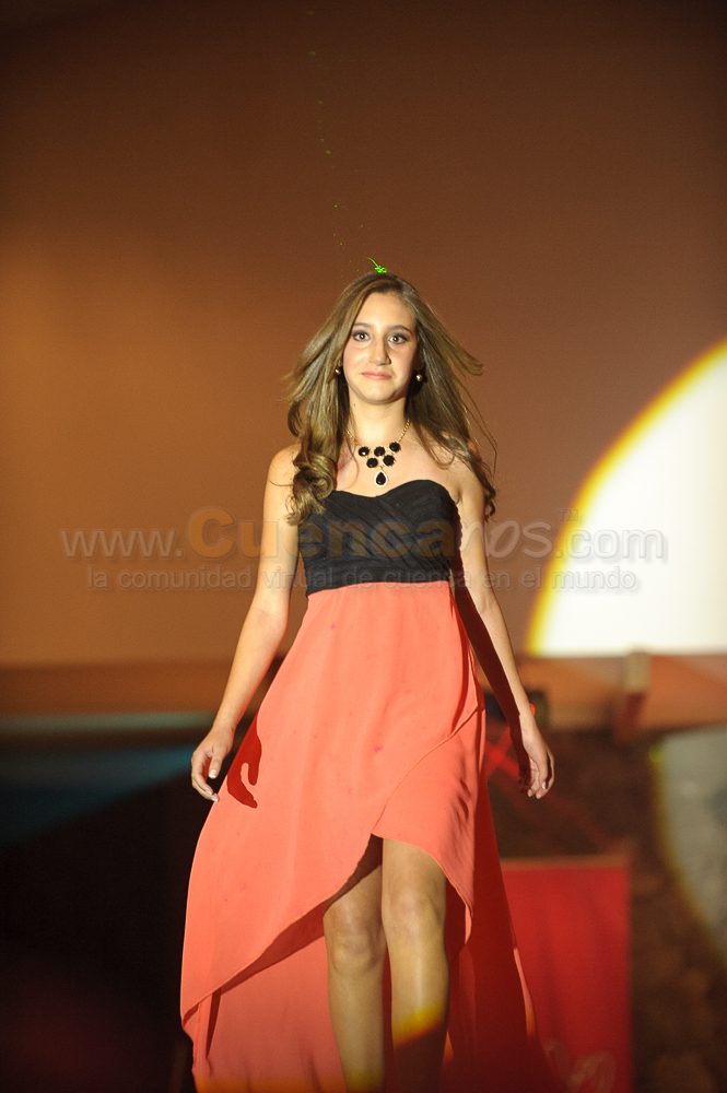 Desfile de Modas Victoria Pink