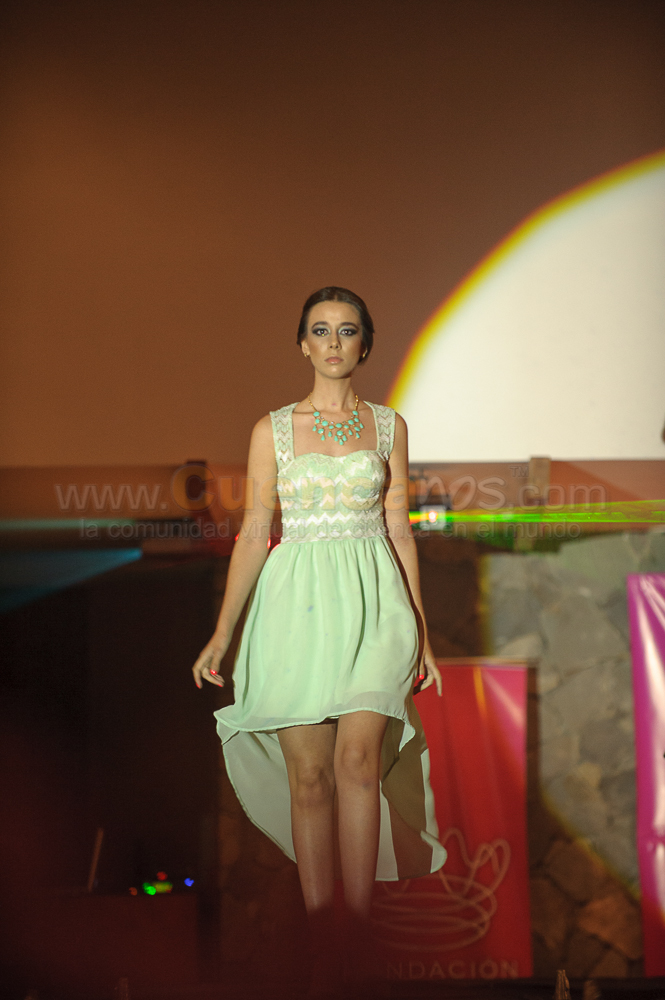 Desfile de Modas Victoria Pink