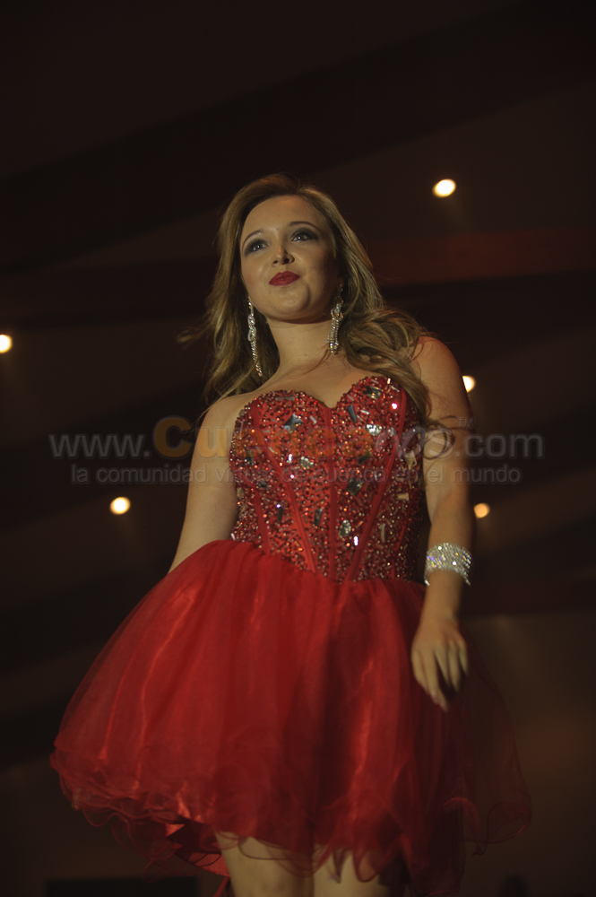 Desfile de Modas Victoria Pink