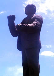 Andrés F. Córdova