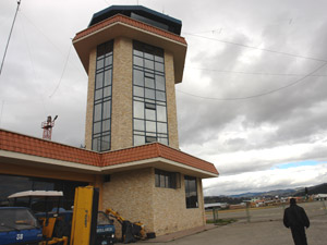 Aeropuerto Mariscal Lamar