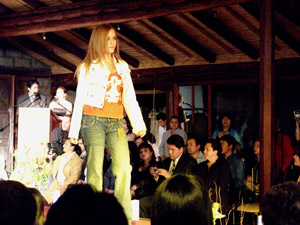 Desfile de Modas de Le Chic Model