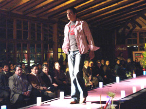 Desfile de Modas de Le Chic Model