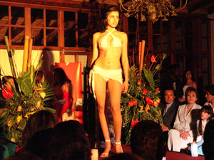 Desfile de Modas de Le Chic Model