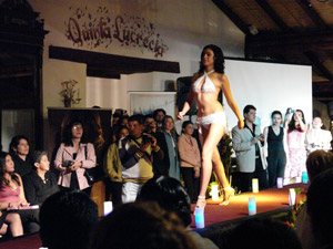 Desfile de Modas de Le Chic Model