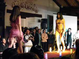 Desfile de Modas de Le Chic Model