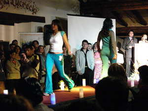 Desfile de Modas de Le Chic Model