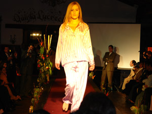 Desfile de Modas de Le Chic Model